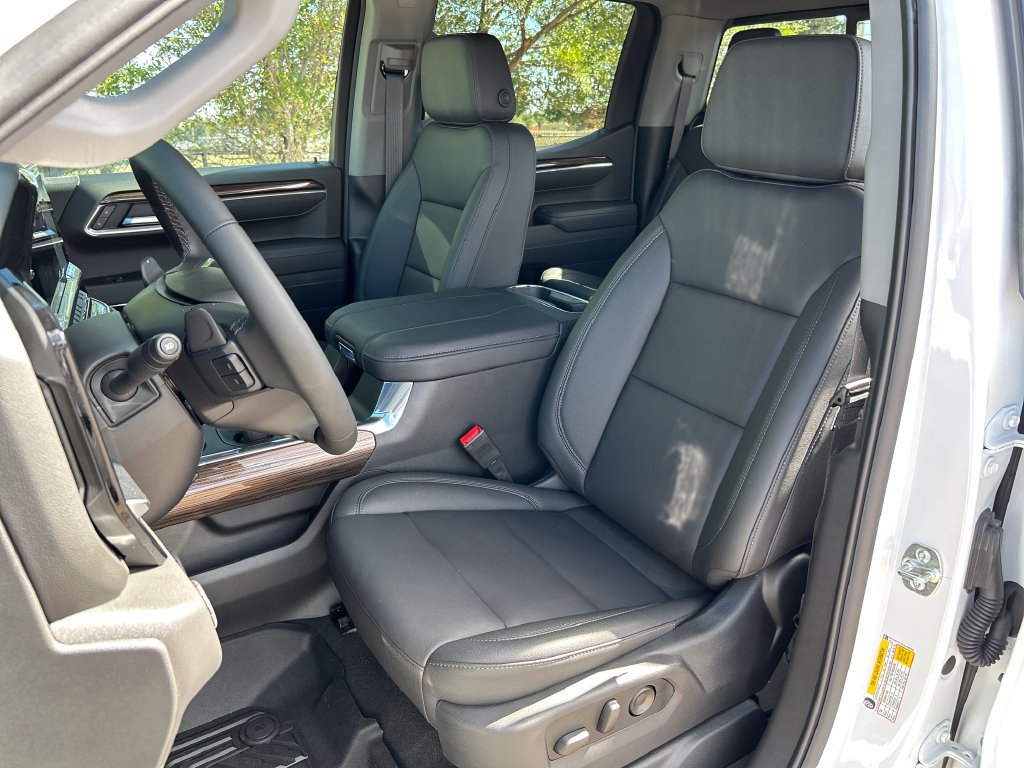 New 2026 Chevrolet Silverado 1500 LT Trail Boss w/ Safety Package AWD/4WD image 16