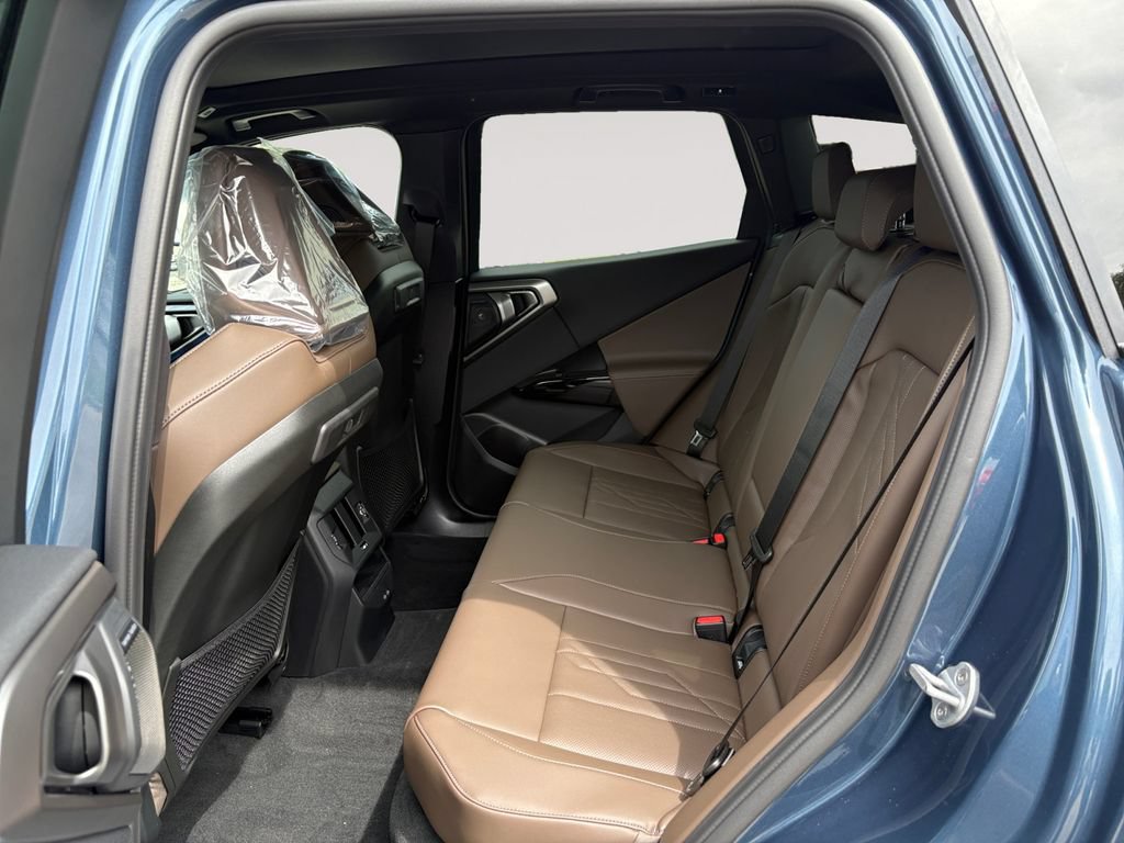 New 2026 BMW X3 xDrive30i w/ Premium Package AWD/4WD image 13