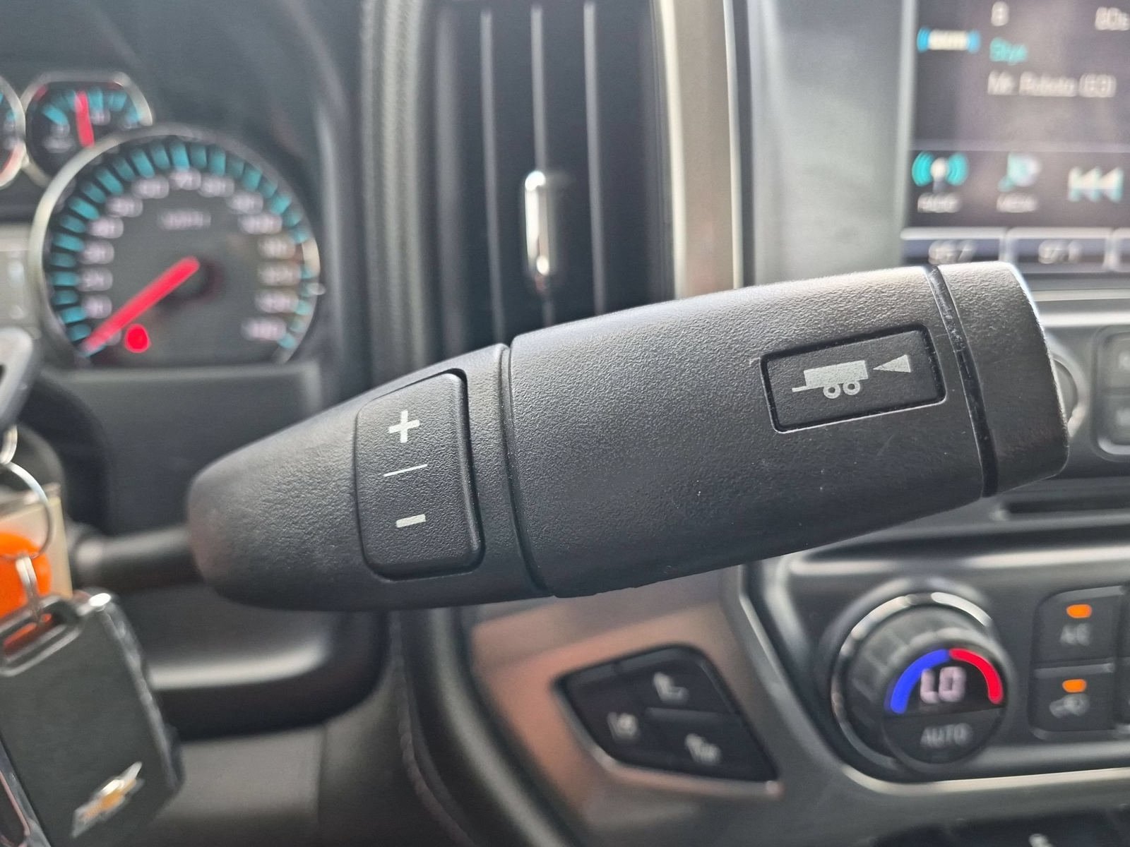 Used 2017 Chevrolet Silverado 1500 LTZ Z71 w/ LTZ Plus Package AWD/4WD image 22