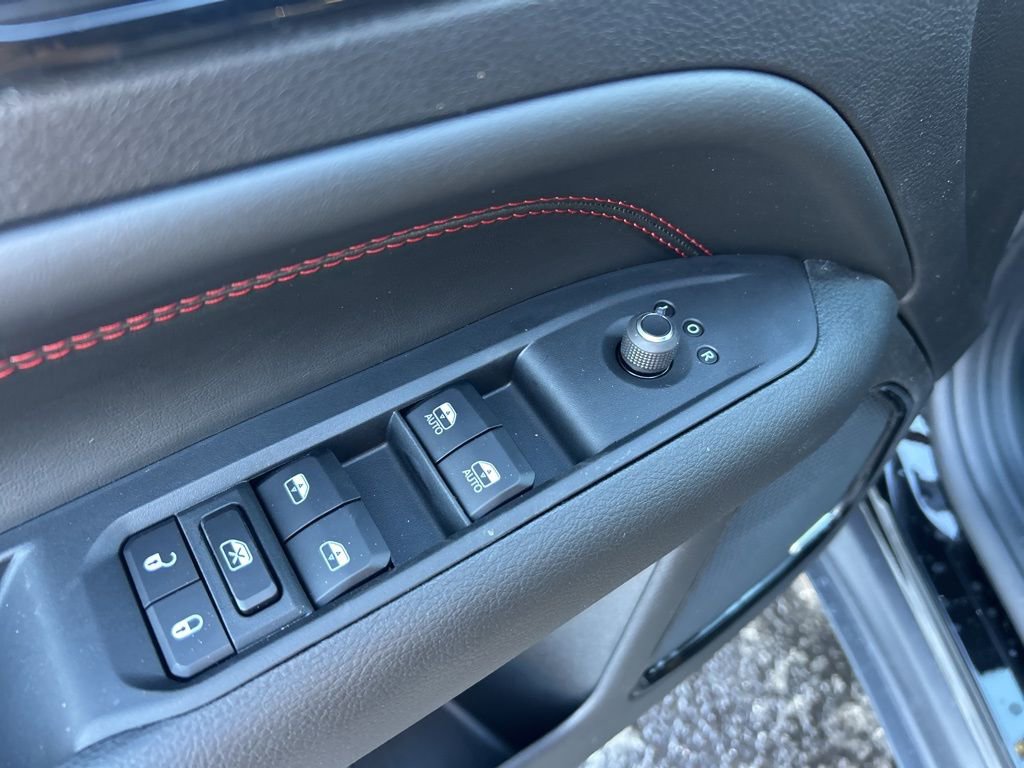 New 2026 Jeep Compass Trailhawk w/ Sun, Sound & Navigation Group image 19