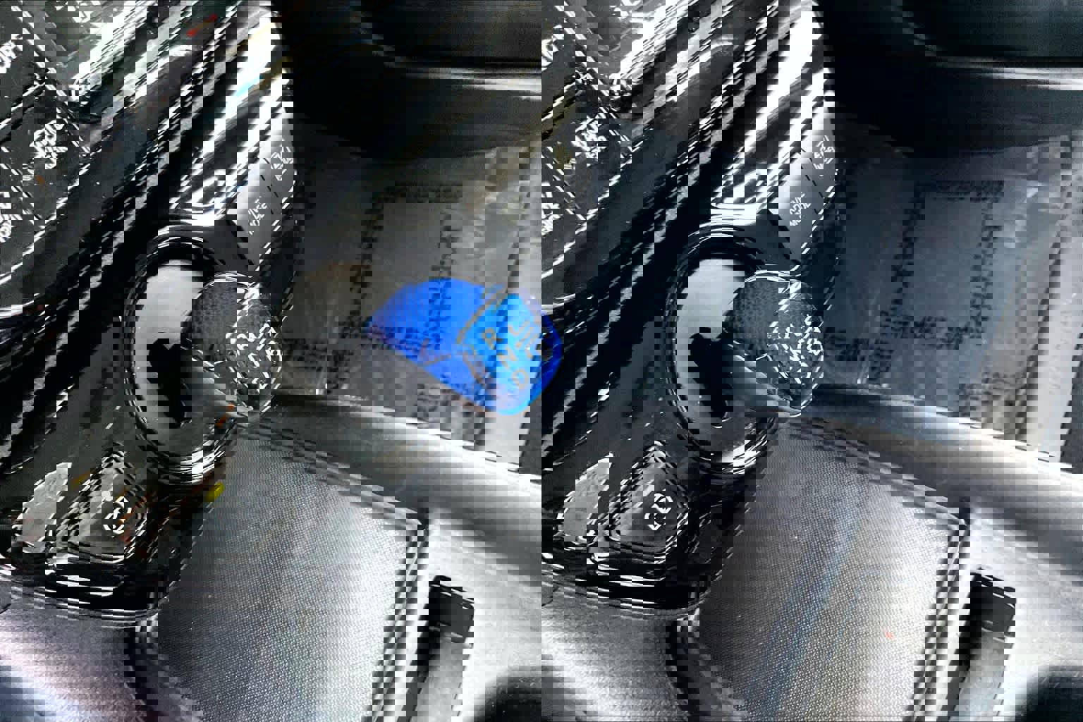 Used 2019 Toyota Prius LE image 16