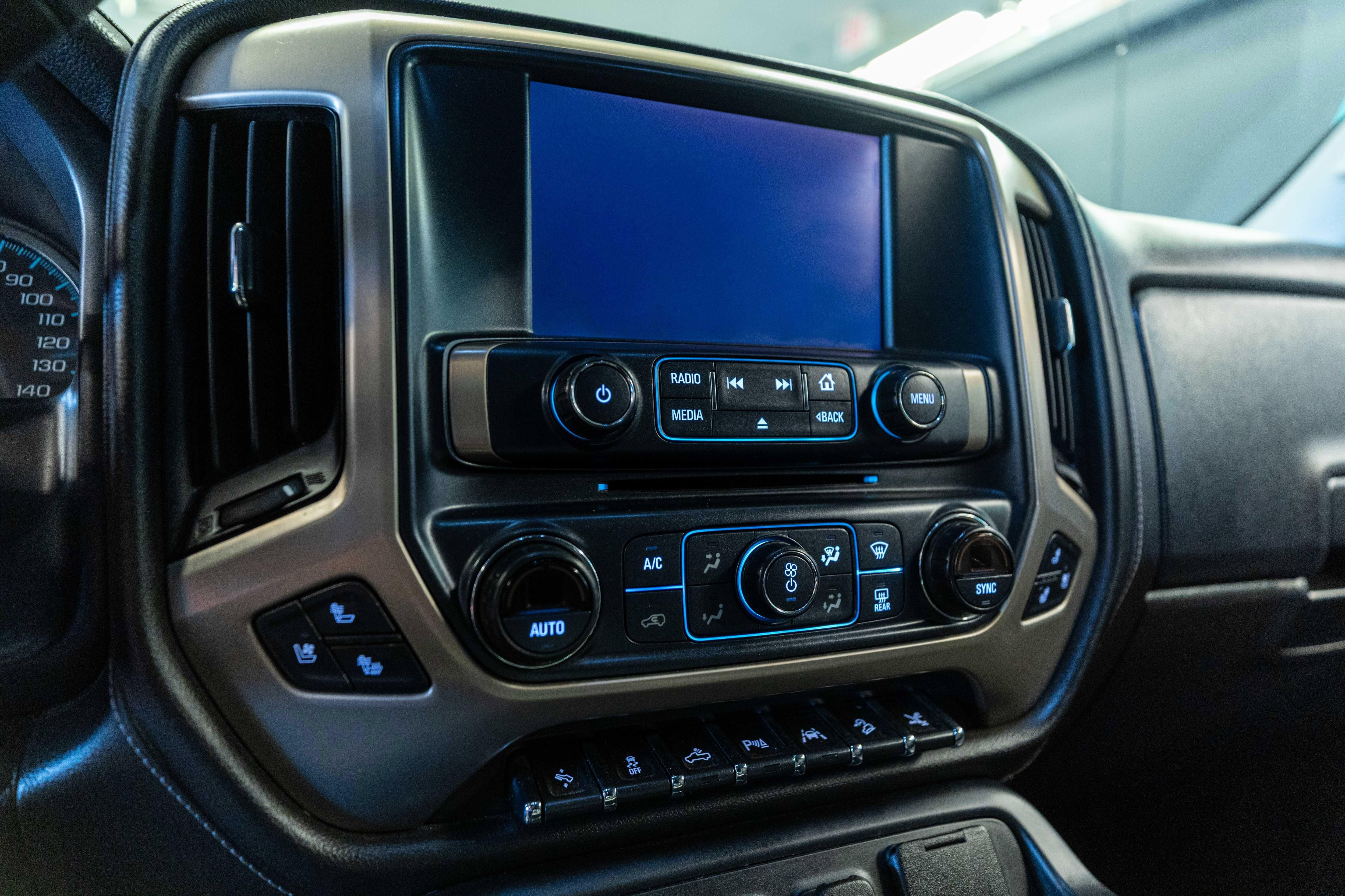 Used 2018 GMC Sierra 1500 Denali AWD/4WD image 13