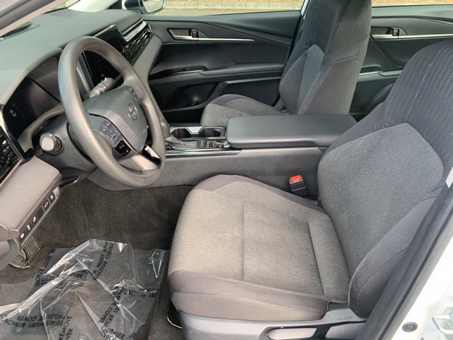 Used 2025 Toyota Camry LE FWD image 10