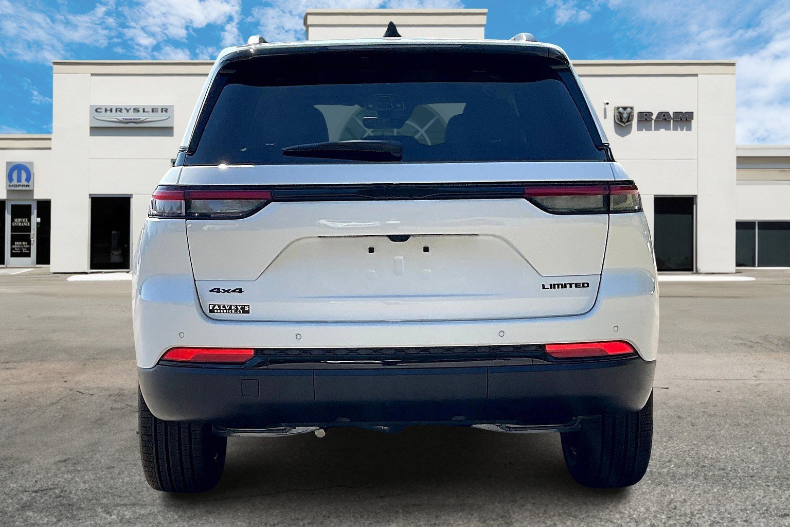 New 2025 Jeep Grand Cherokee Limited image 4