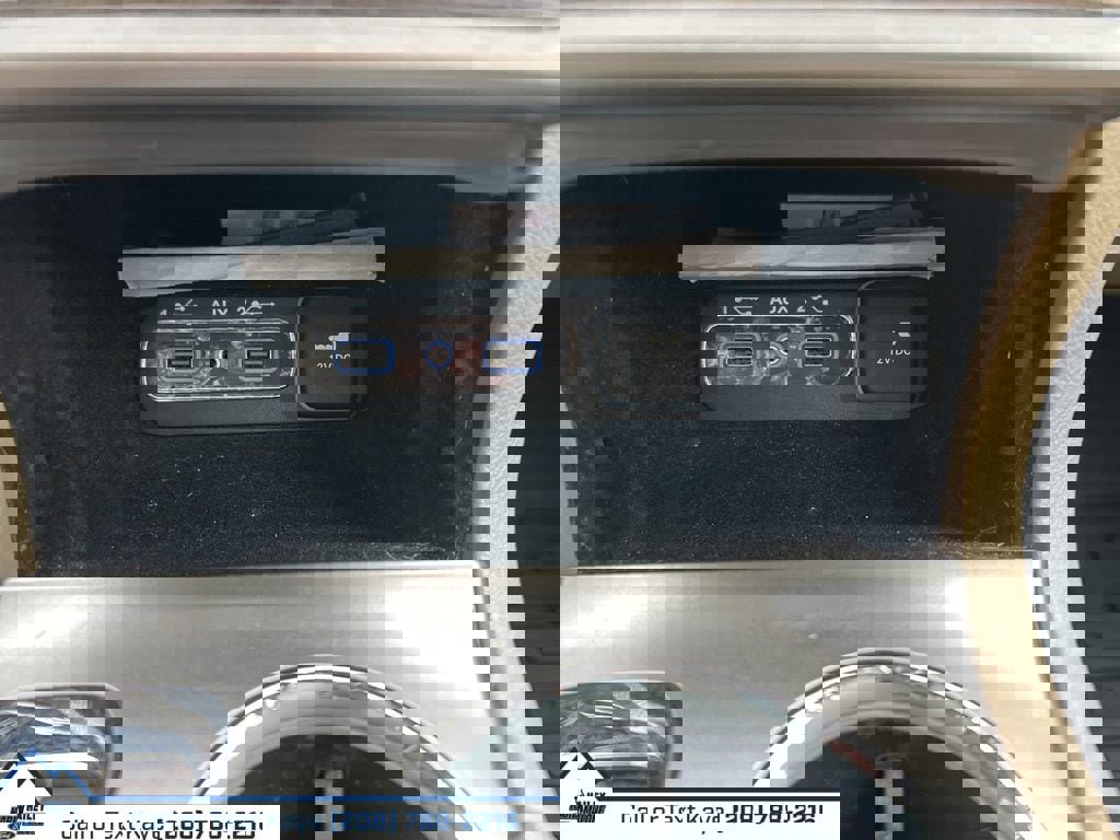 Used 2018 Jeep Grand Cherokee Overland image 28