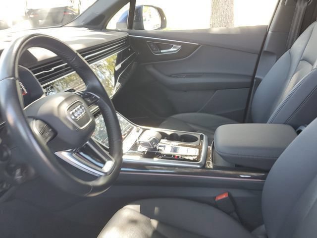 Used 2020 Audi Q7 3.0T Prestige w/ Prestige Package AWD/4WD image 21