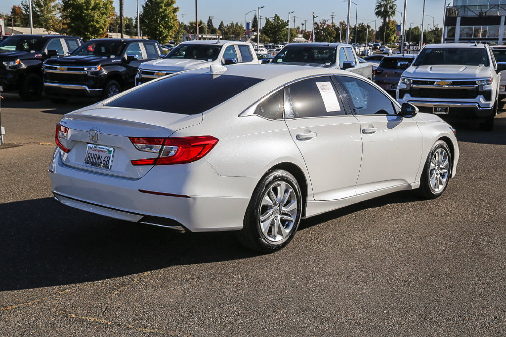 Used 2019 Honda Accord LX image 4