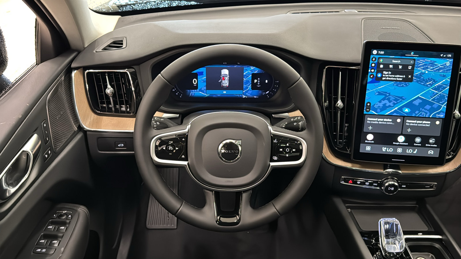 New 2026 Volvo XC60 B5 Plus w/ Climate Package AWD/4WD image 12