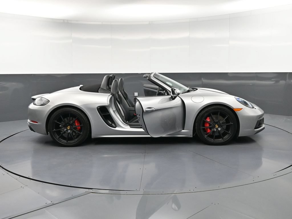 Certified 2021 Porsche 718 Boxster GTS RWD image 33