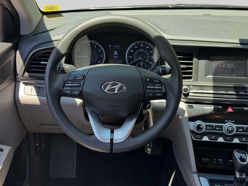 Used 2020 Hyundai Elantra SE FWD image 12