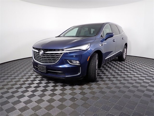Used 2022 Buick Enclave Essence image 8
