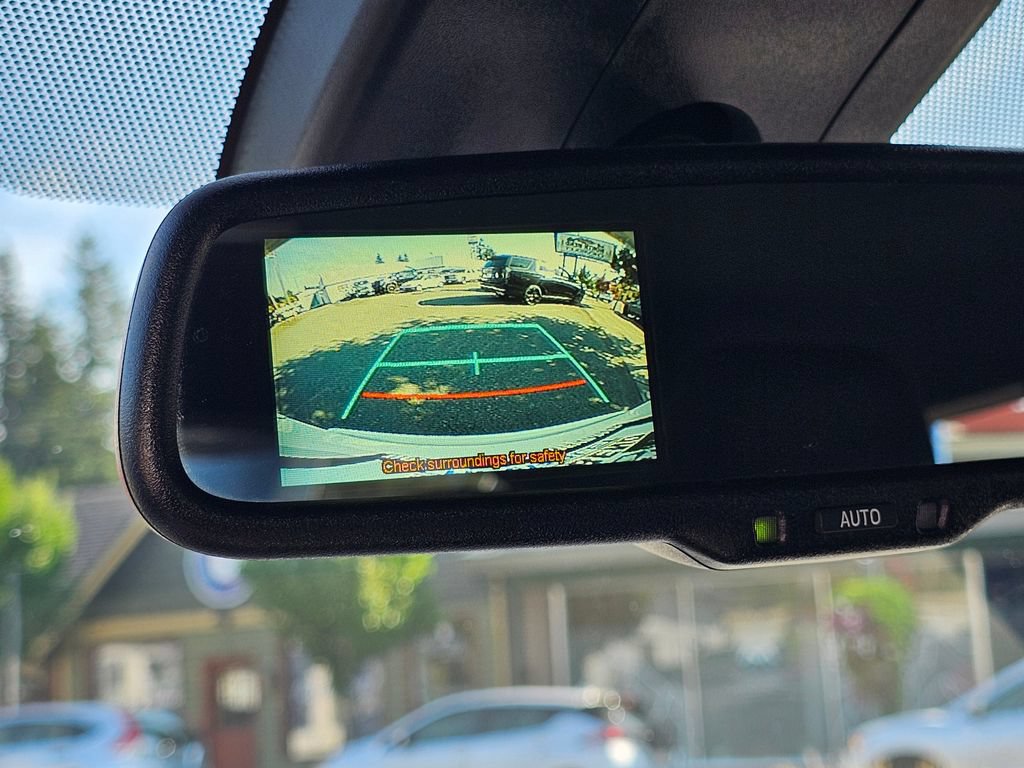 Used 2018 Toyota C-HR XLE FWD image 32