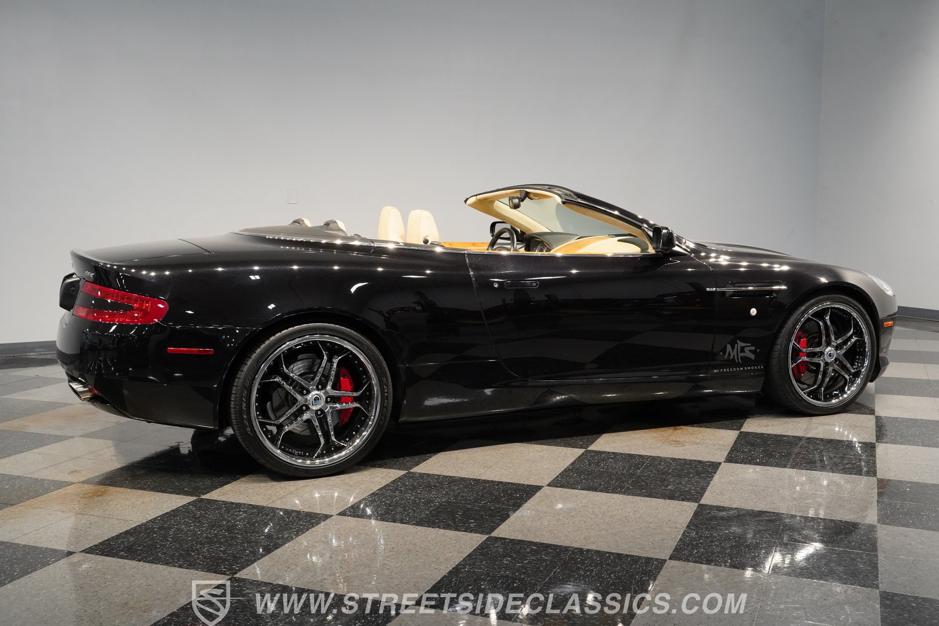 Used 2007 Aston Martin DB9 Volante RWD image 14