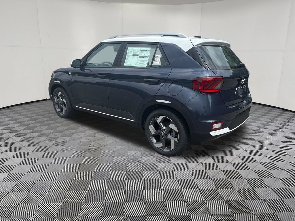 New 2026 Hyundai Venue SEL FWD image 7