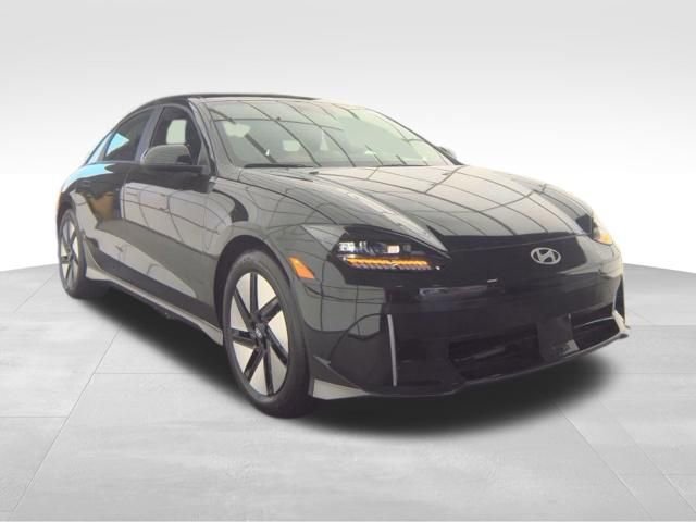 Used 2024 Hyundai Ioniq 6 SE AWD/4WD image 4
