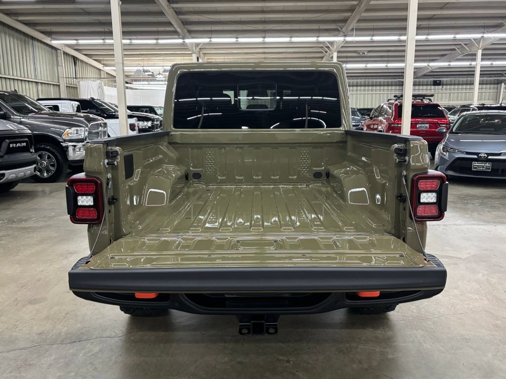 New 2026 Jeep Gladiator Mojave image 8