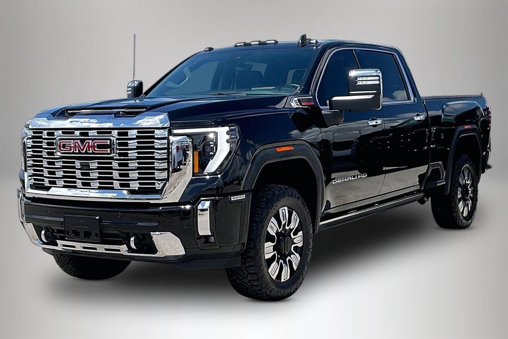 Used 2024 GMC Sierra 3500 Denali w/ Denali Reserve Package AWD/4WD image 2