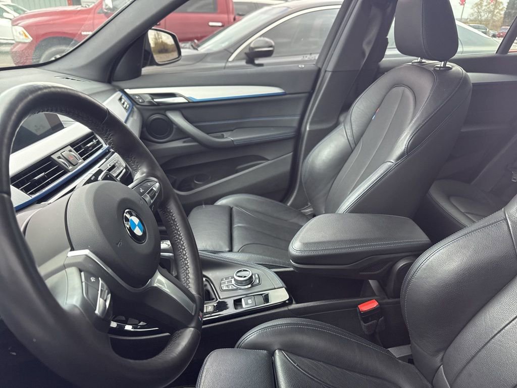 Used 2018 BMW X1 xDrive28i w/ M Sport Package image 9
