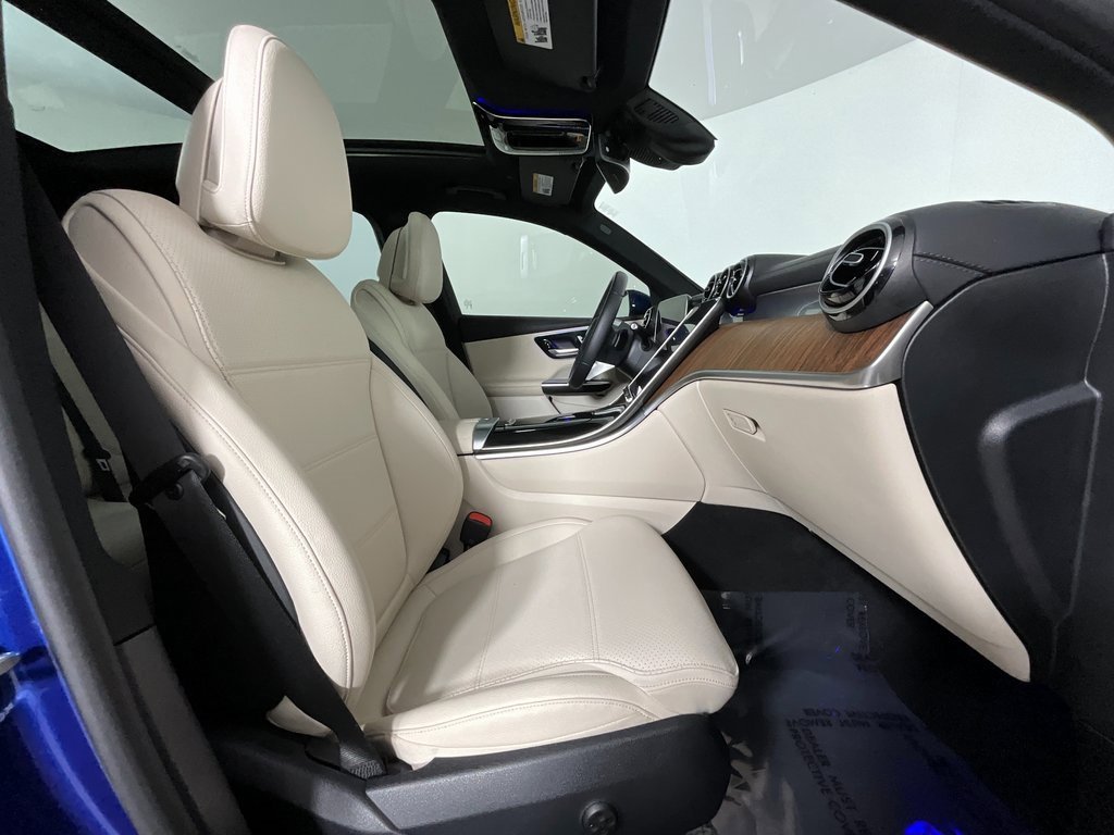 Used 2024 Mercedes-Benz GLC 300 4MATIC image 20