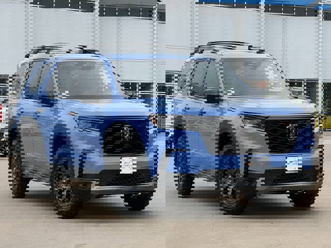 Used 2023 Honda Pilot TrailSport image 2