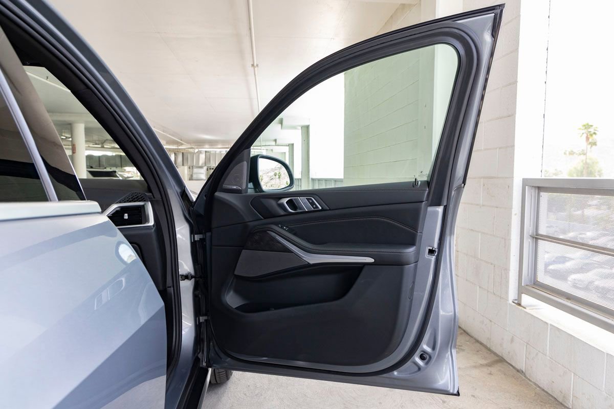 Certified 2024 BMW X5 sDrive40i w/ Premium Package image 26