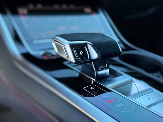 Used 2025 Audi RS Q8 performance image 24