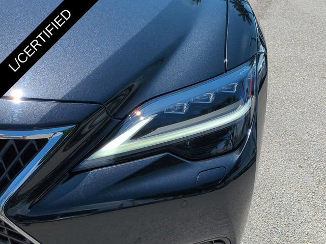 Certified 2023 Lexus LS 500 w/ Interior Upgrade Package RWD image 10