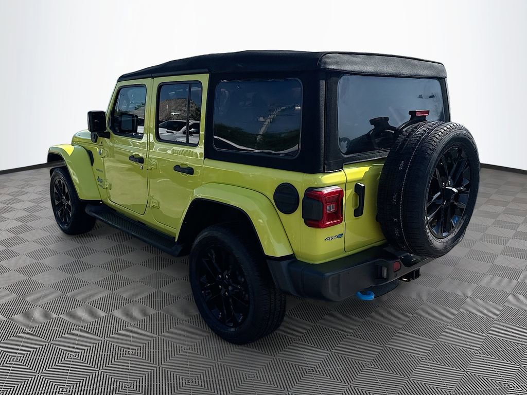 Used 2022 Jeep Wrangler Unlimited Sahara w/ Safety Group AWD/4WD image 8