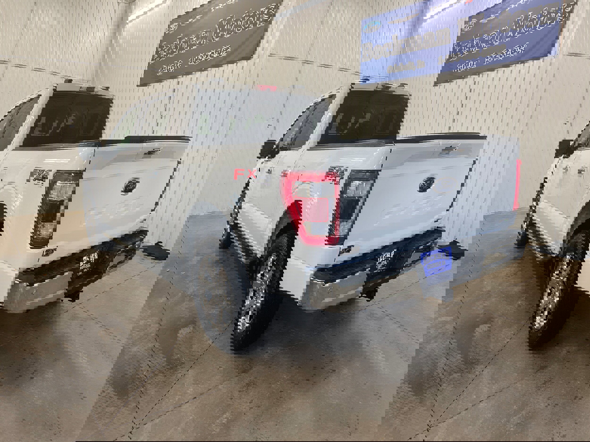 Used 2022 Ford F150 Lariat image 3