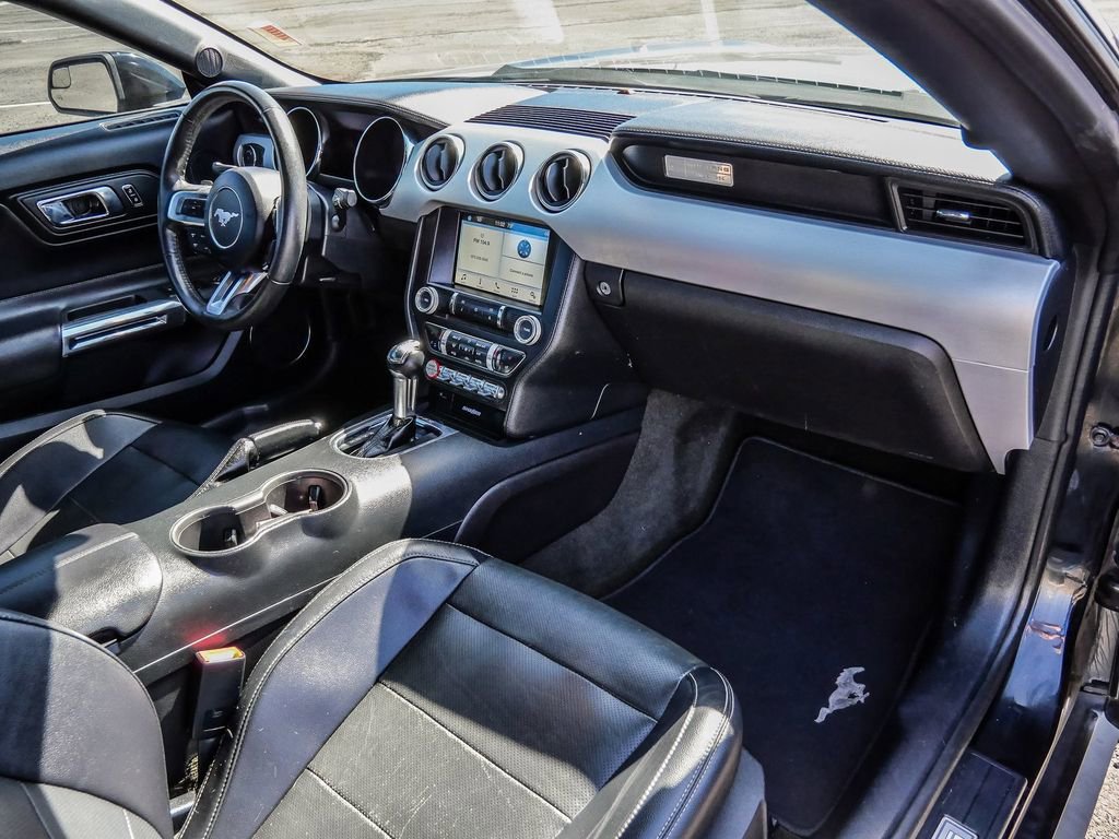 Used 2017 Ford Mustang Premium image 15