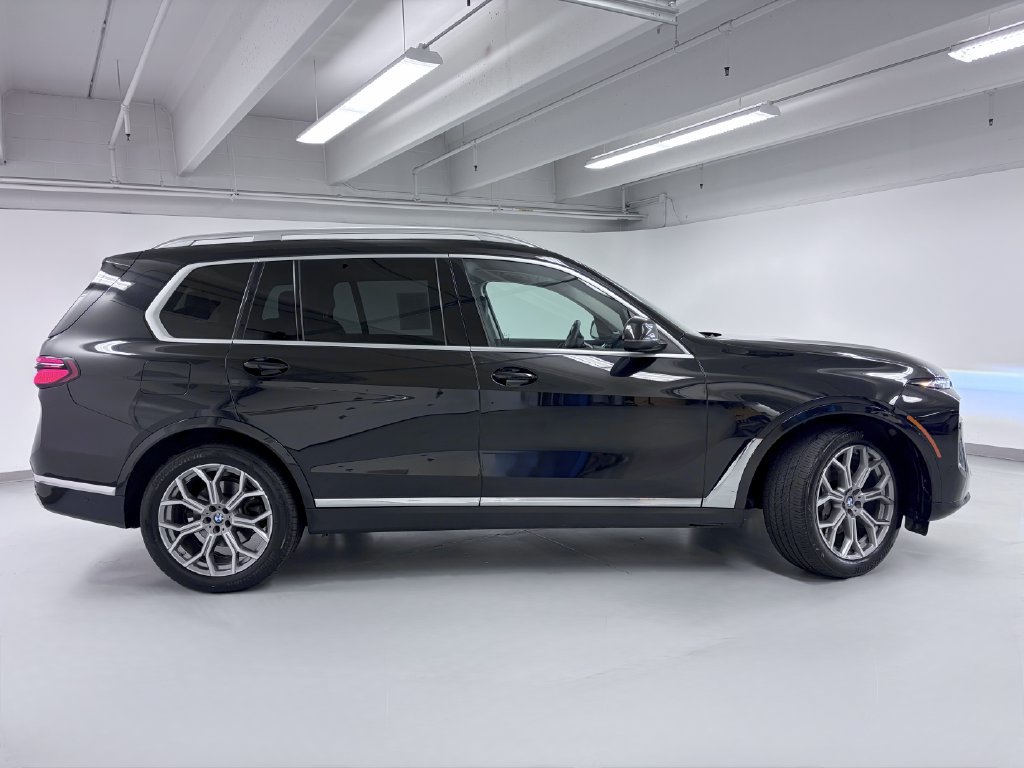 Used 2023 BMW X7 xDrive40i w/ Premium Package AWD/4WD image 6