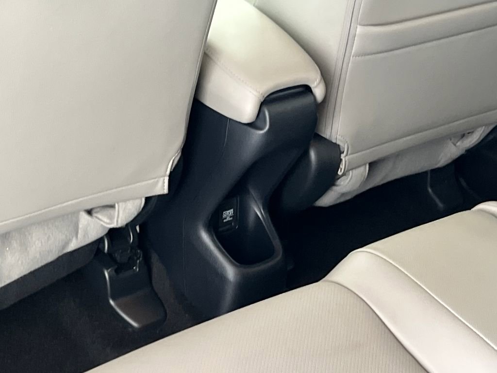 Used 2021 Honda HR-V EX-L image 40