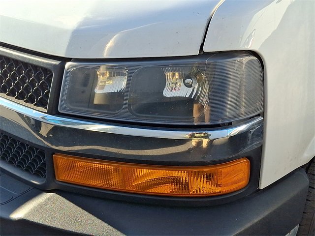 Used 2021 Chevrolet Express 3500 w/ Power Convenience Package image 10
