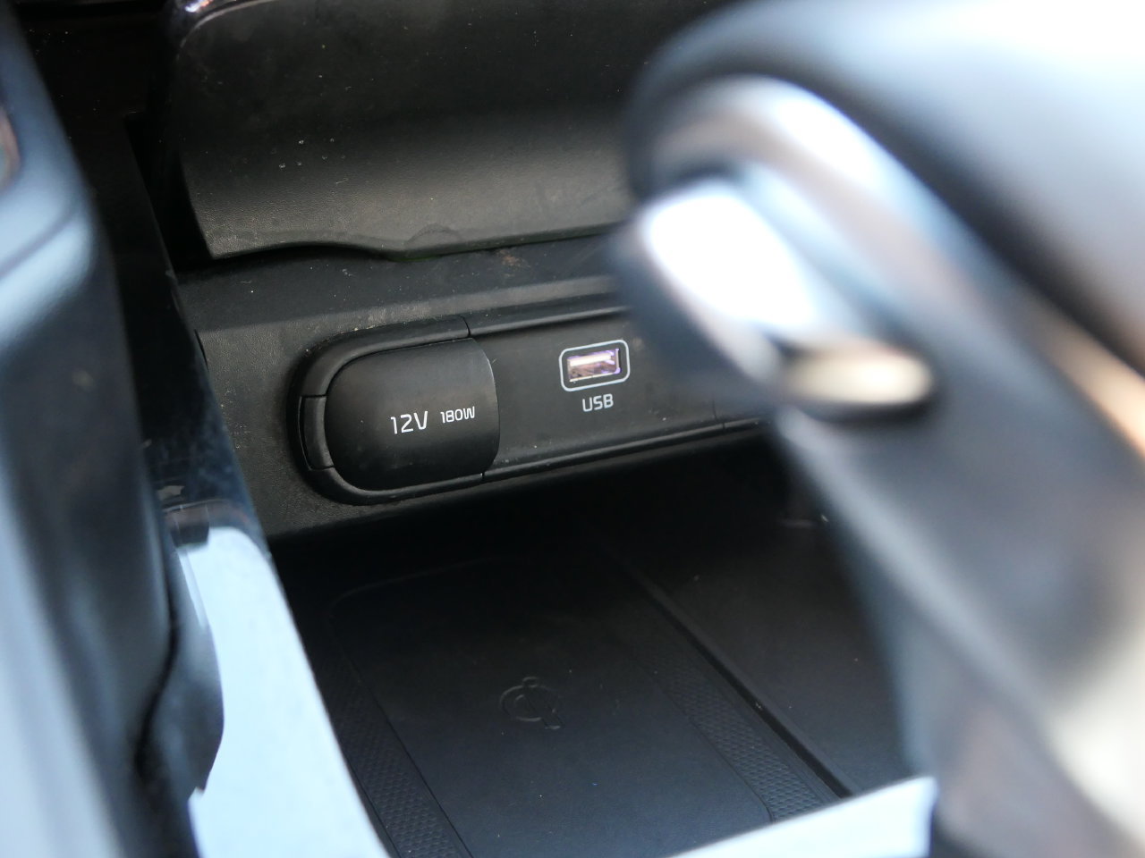 Certified 2024 Kia Telluride S w/ S Sunroof Package FWD image 20