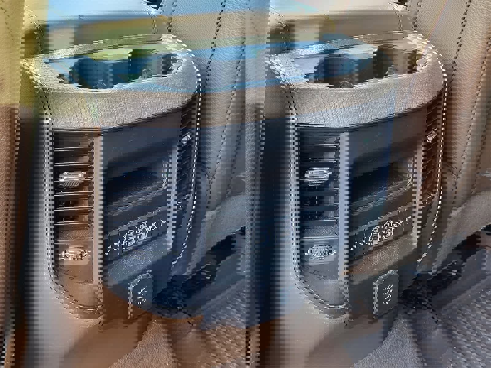 Used 2020 RAM 1500 Limited image 22