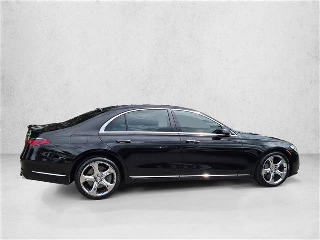 Used 2022 Mercedes-Benz S 580 4MATIC Sedan image 4