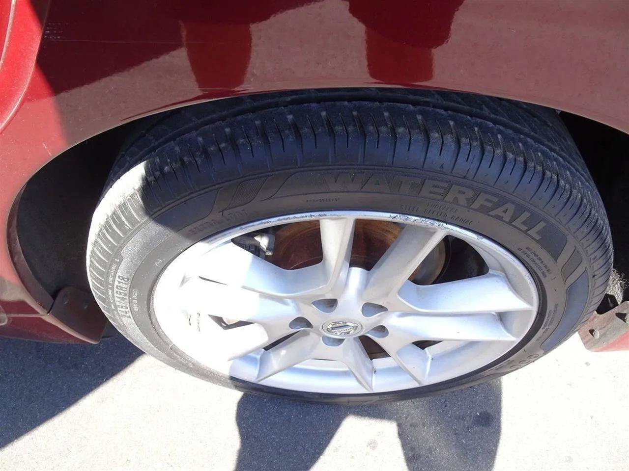 Used 2009 Nissan Maxima 3.5 SV w/ Cold Pkg FWD image 10