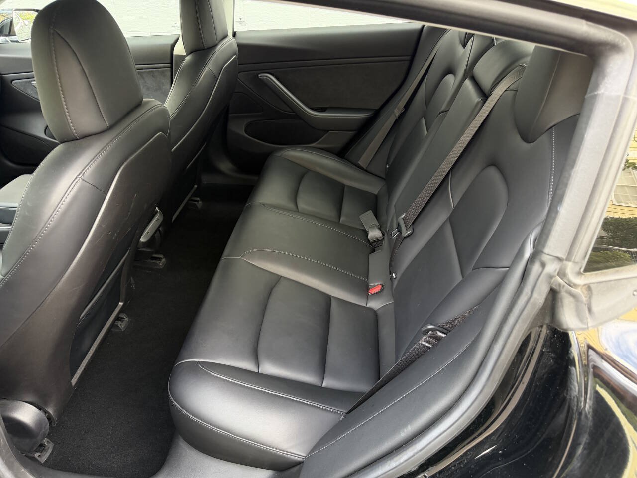 Used 2018 Tesla Model 3 Long Range AWD/4WD image 22