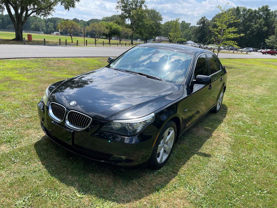 Used 2008 BMW 528xi Sedan AWD/4WD image 2
