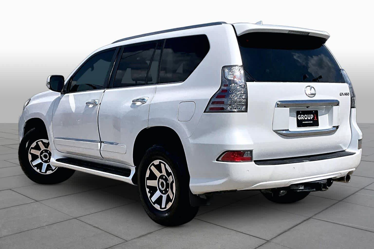 Used 2016 Lexus GX 460 w/ Premium Package AWD/4WD image 12