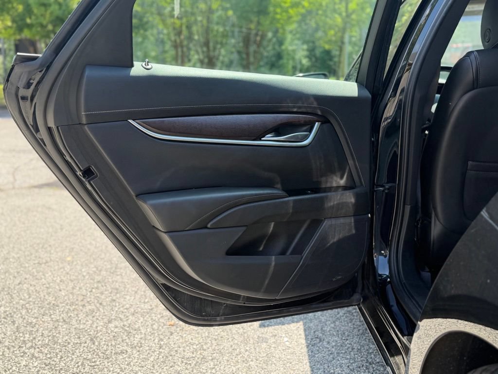 Used 2019 Cadillac XTS Luxury FWD image 12