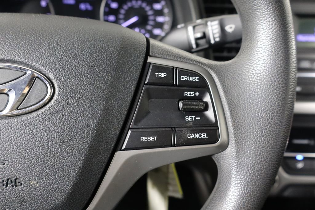 Used 2017 Hyundai Elantra SE FWD image 10