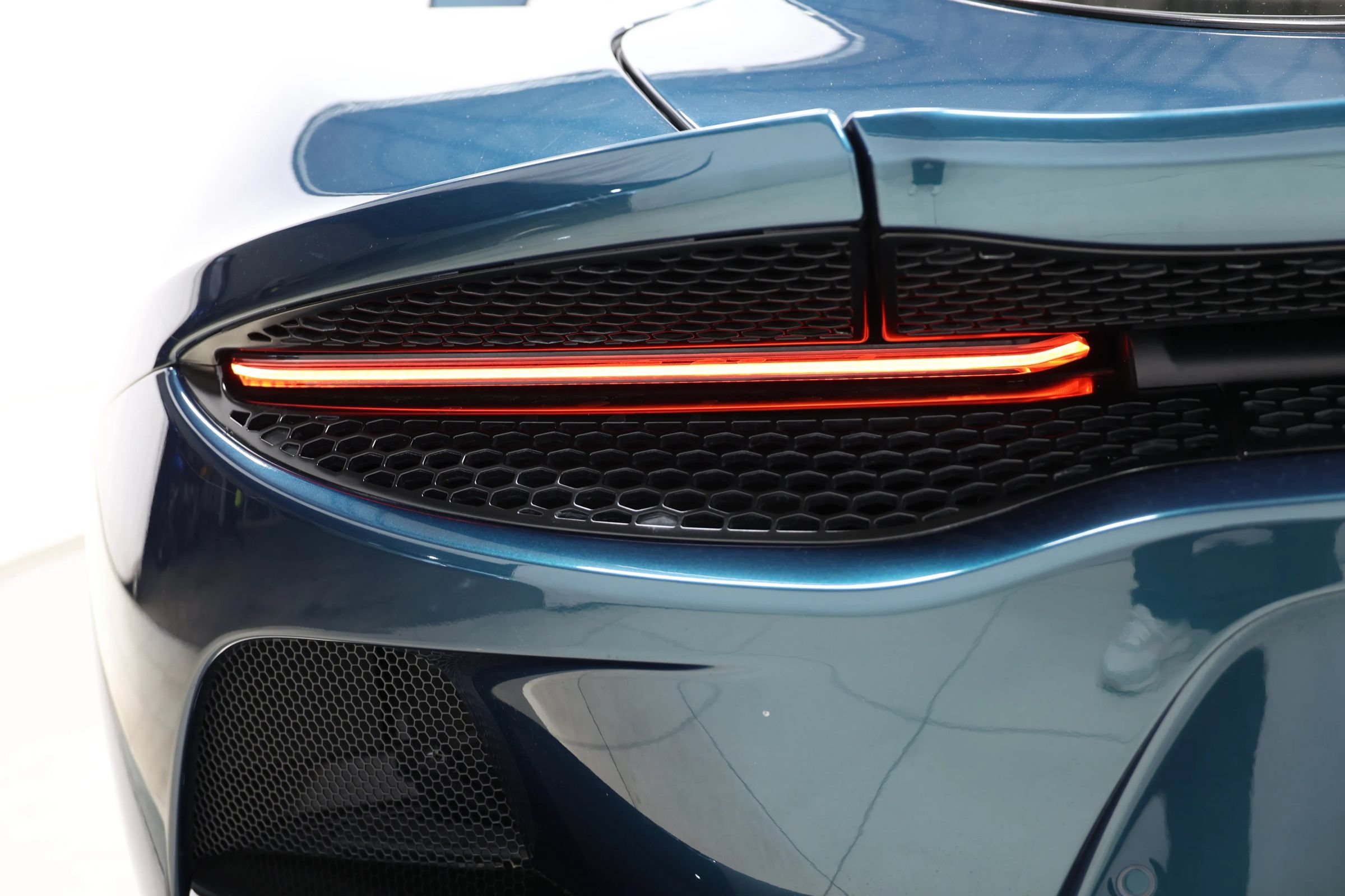Used 2021 McLaren GT RWD image 70