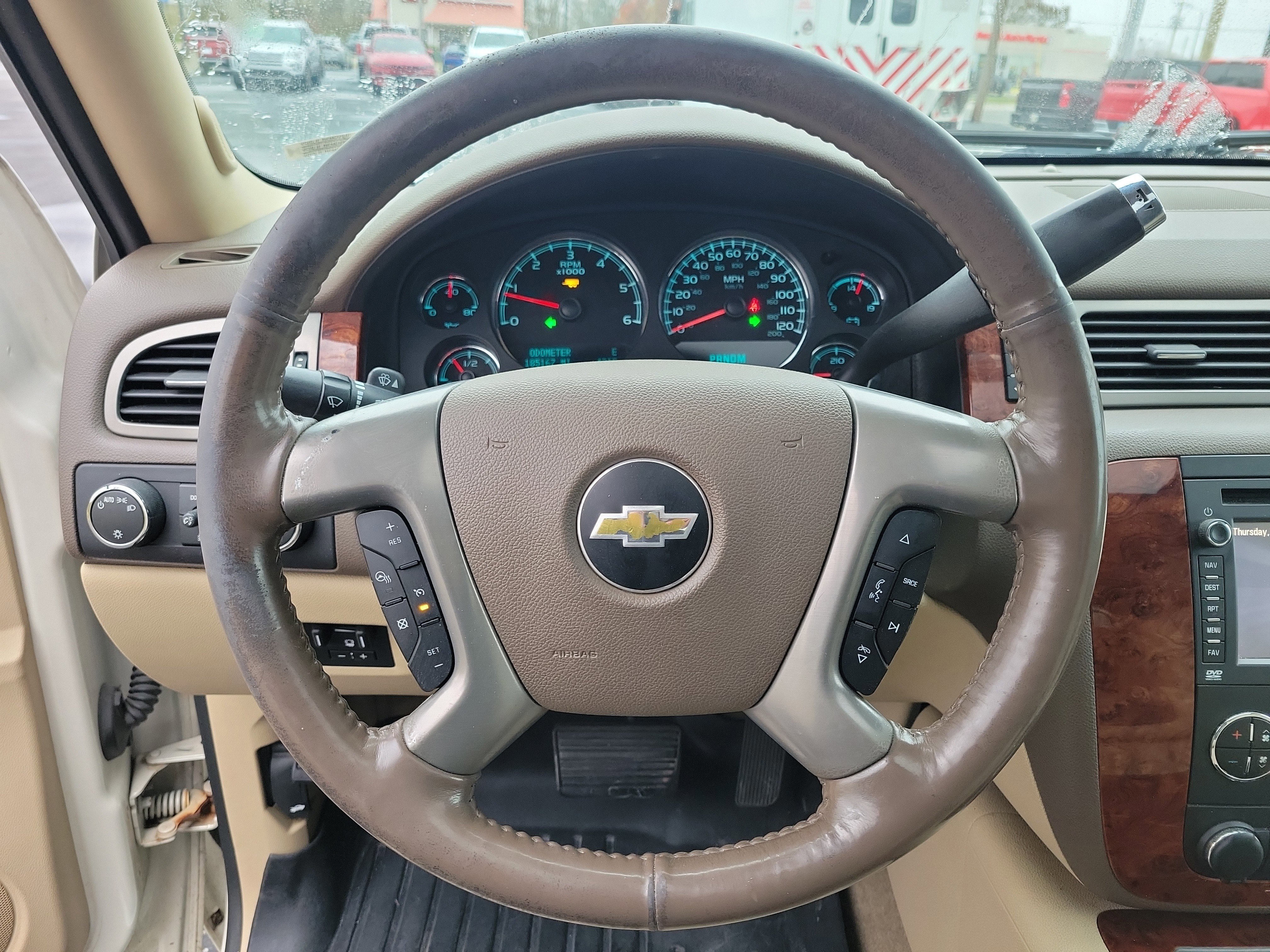 Used 2013 Chevrolet Avalanche LTZ image 21