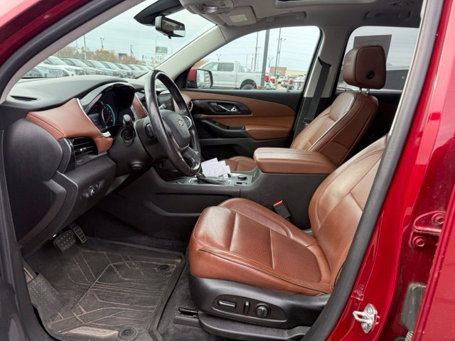 Used 2020 Chevrolet Traverse High Country w/ LPO, Floor Liner Package AWD/4WD image 2