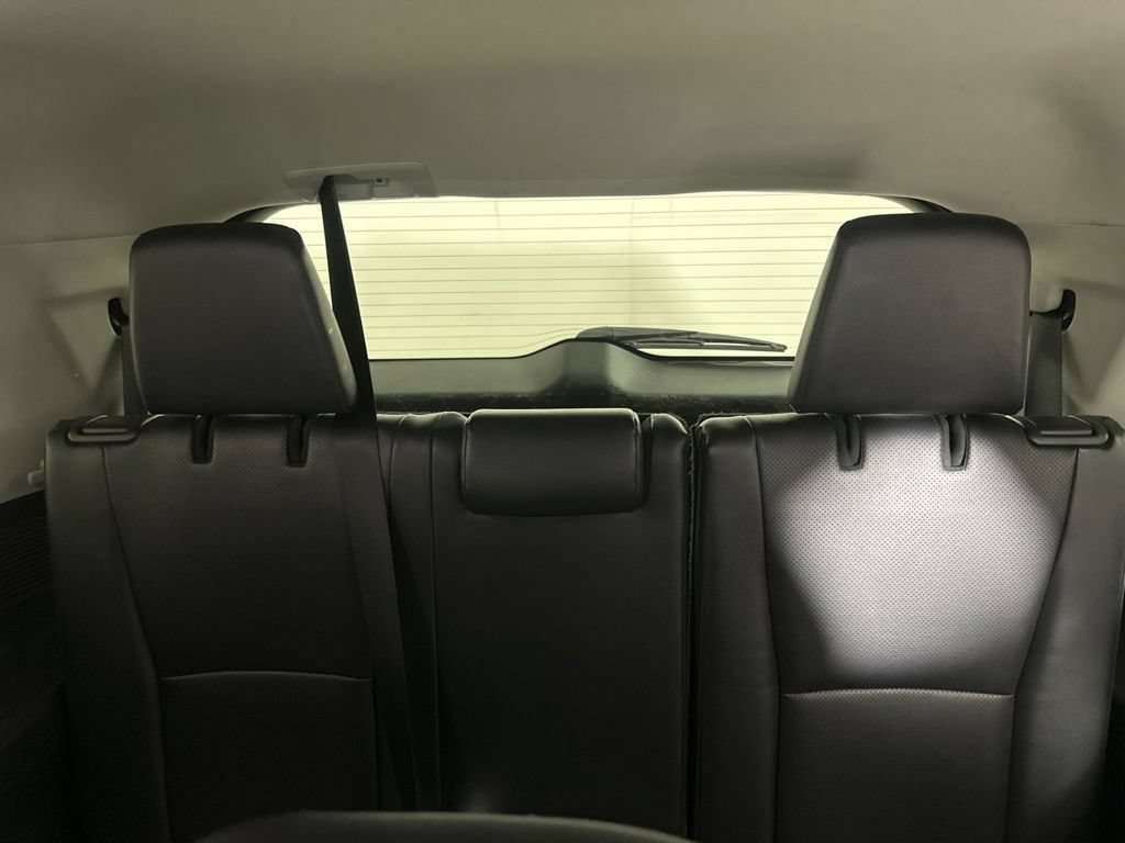 Used 2024 Toyota Grand Highlander AWD image 17
