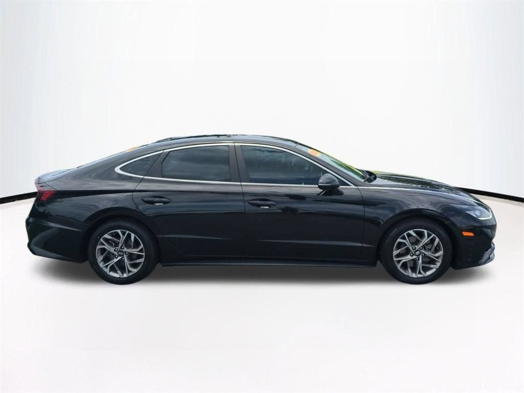 Used 2021 Hyundai Sonata SEL w/ Preferred Accessory Package FWD image 4
