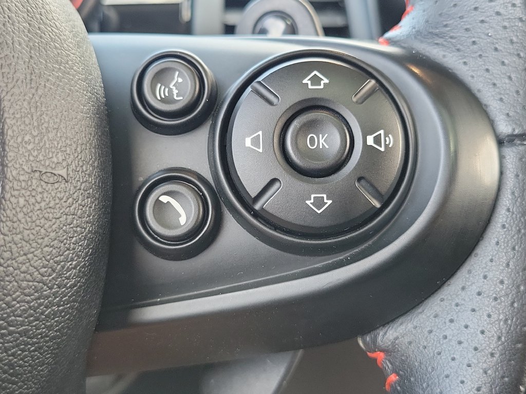 Used 2019 MINI Cooper S w/ Signature Upholstery Package FWD image 6