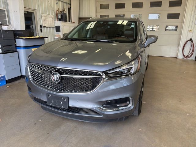Used 2021 Buick Enclave Avenir w/ Avenir Technology Package image 2