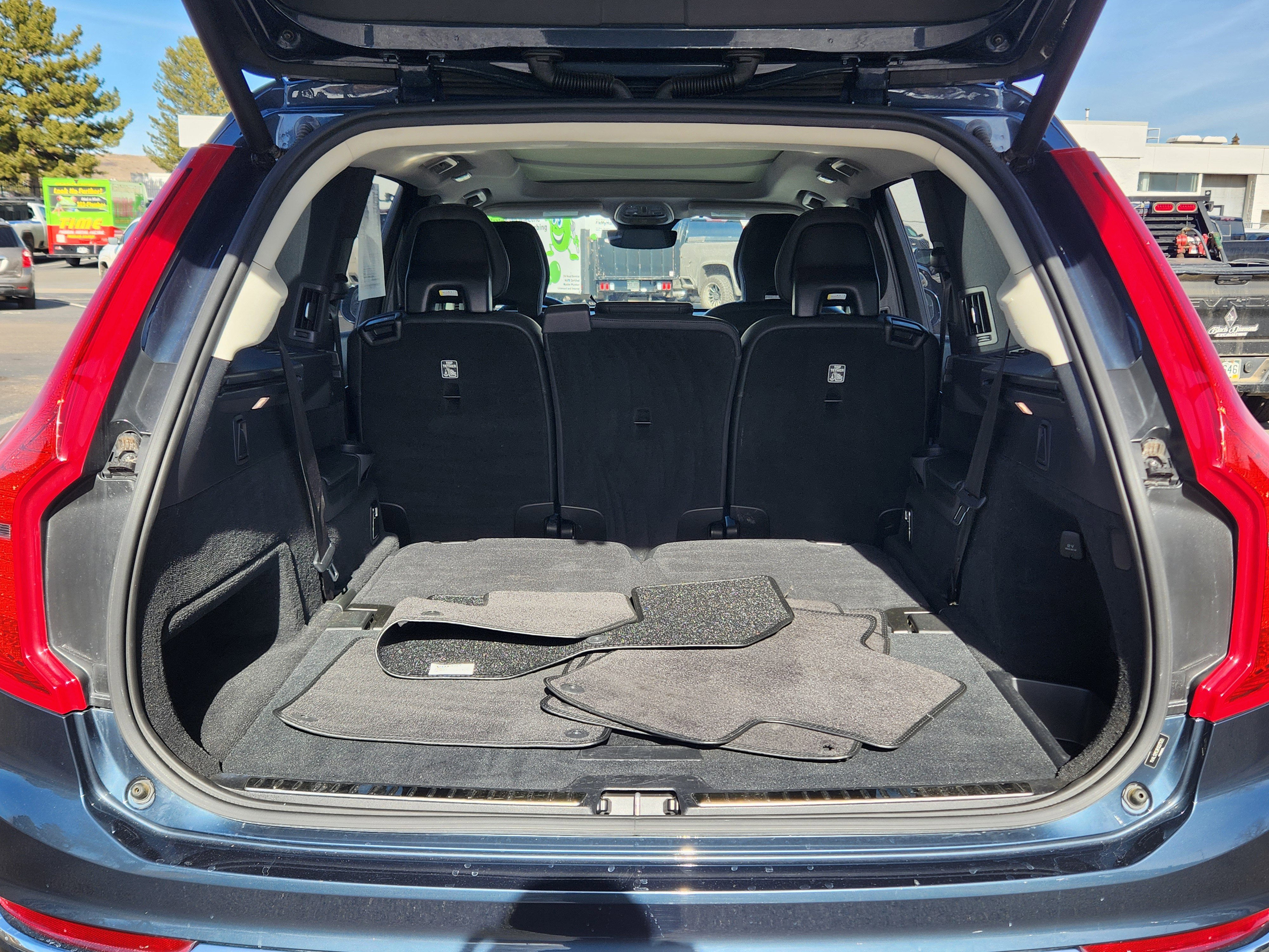 Used 2024 Volvo XC90 B5 Plus image 20